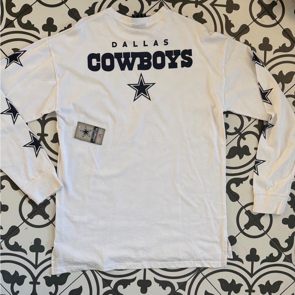 NFL Dallas Cowboys White Shirt with Logo size L New with tag